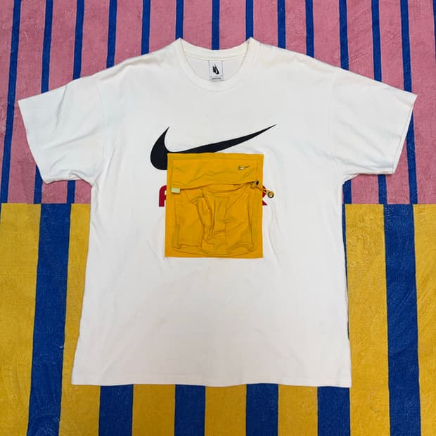 나이키 포켓 반팔 티셔츠 M size