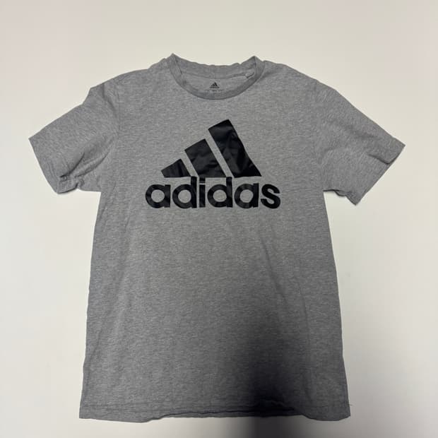 여성 아디다스 빅 로고 반팔 티셔츠 S 그레이