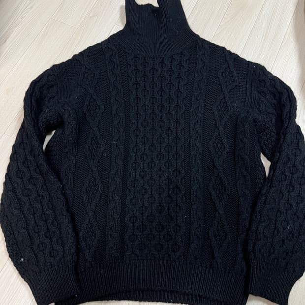 택포3) 케리울른밀즈 퓨어울100 터틀넥 니트 40