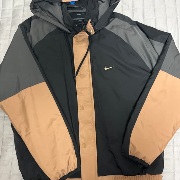 나이키 후드패딩