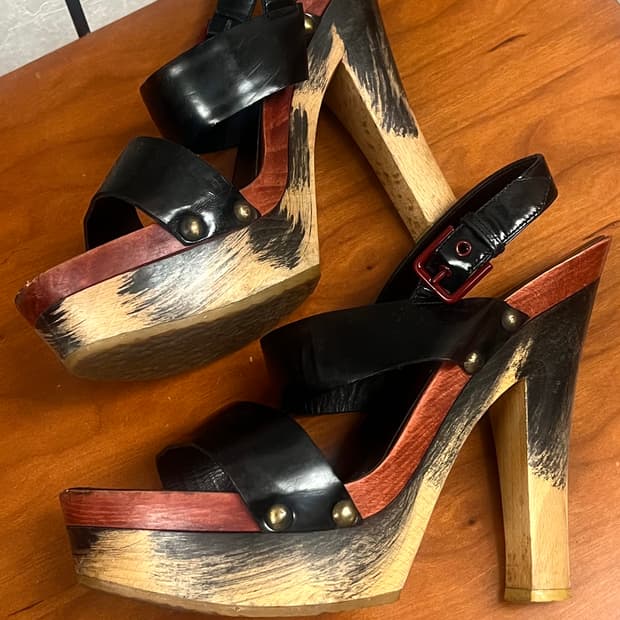 YSL vintage 입생로랑 블랙 가죽 가보시 스트랩 샌들 245