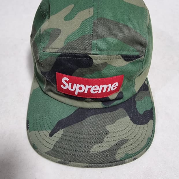 슈프림 카모 캠프캡 