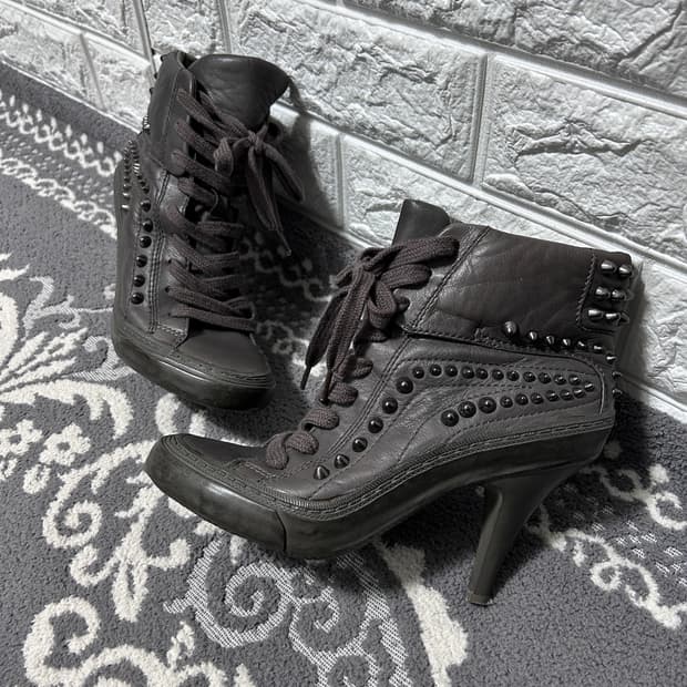 Ash 아쉬 스터드 스니커즈 힐 부츠