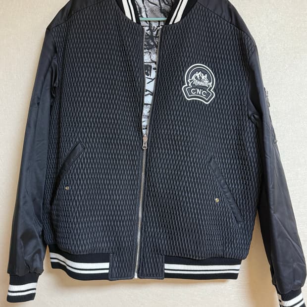 코스튬 내셔널 테디 리버시블 바시티