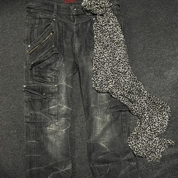 Silky Punk leopard scarf