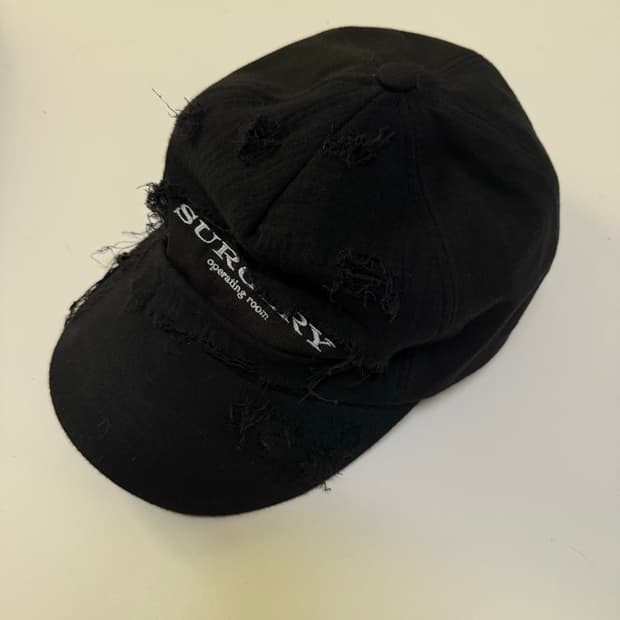 surgery 볼캡 디스트로이드 블랙 써져리 모자