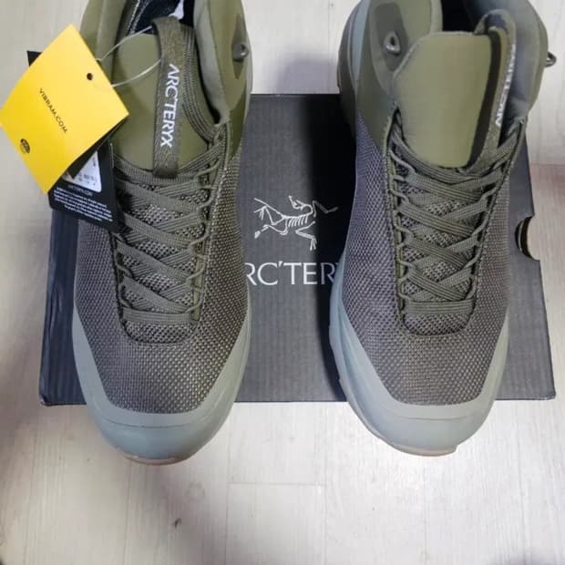 아크테릭스 에어리어스 미드 GTX