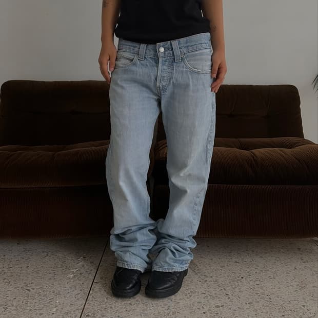 Levi’s 512 Bootcut 라이트 워시 데님 팬츠