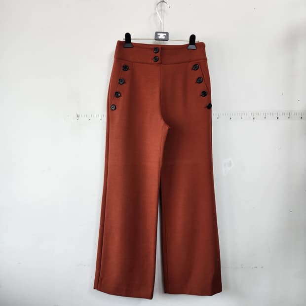 미샤 버튼 디테일 와이드 팬츠