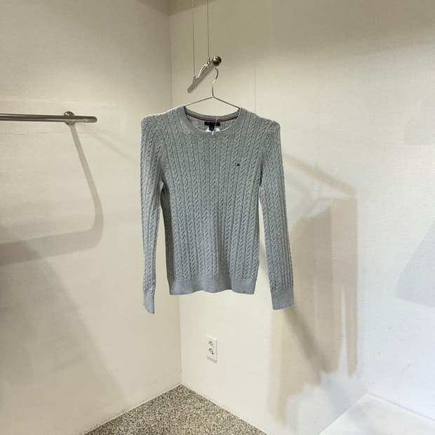 타미힐피거 케이블 니트