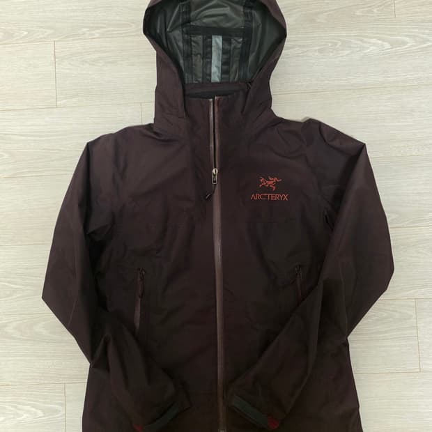 아크테릭스 여성용 베타 LT 버건디 S/P (일본판)