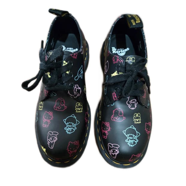 ✨닥터마틴 1461 산리오 콜라보 로퍼✨