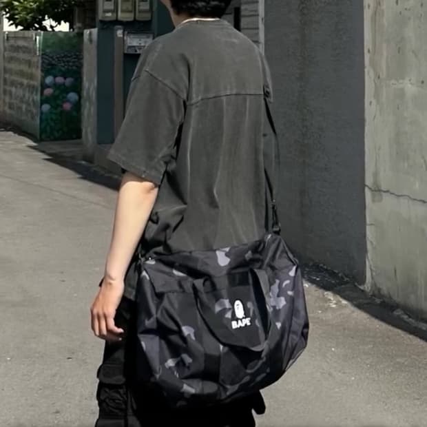 베이프 가방 더플백 숄더백 토트백 크로스백 운동가방 여행가방 새상품