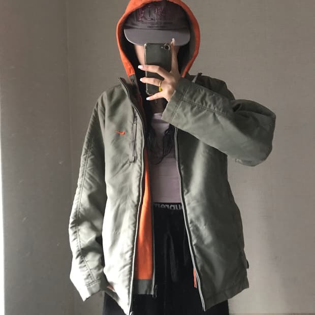 나이키 00s 카키 패딩 자켓
