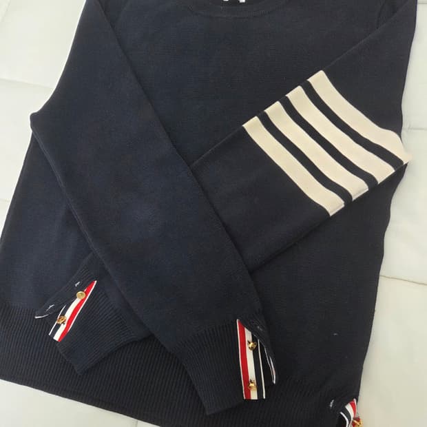 [S급] 톰브라운 밀라노스티치 금장 니트 3사이즈