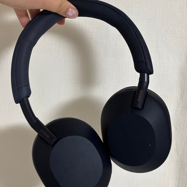 소니 WH-1000XM5 헤드폰