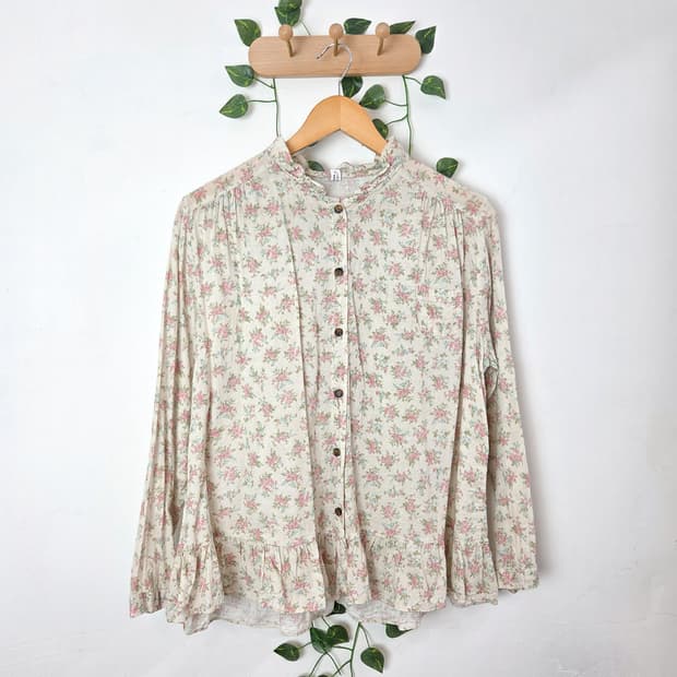 잔꽃 코지 블라우스