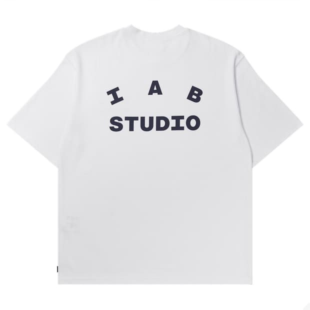 (새상품) 아이앱 스튜디오 티셔츠 화이트 네이비 L