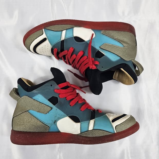 메종마르지엘라스쿠버하이탑