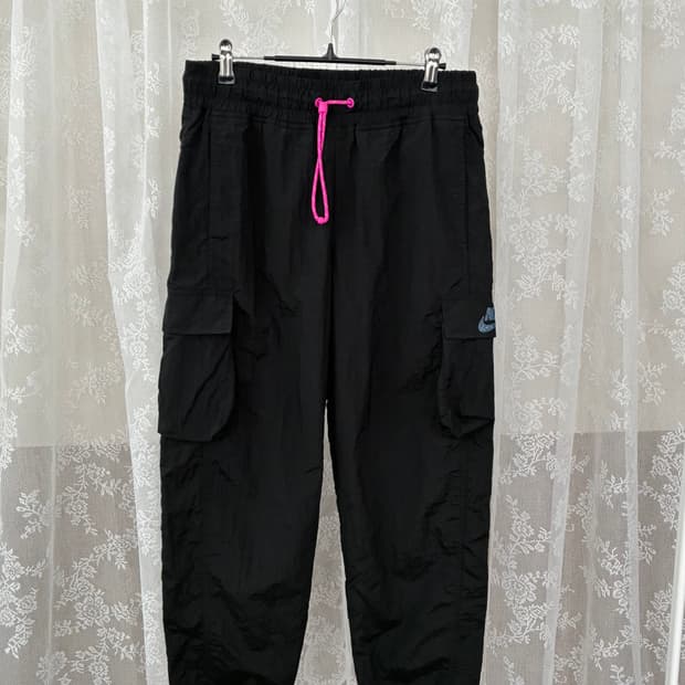 M) 나이키 우먼 나일론 카고 조거 팬츠 블랙