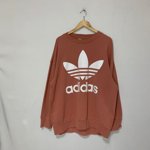 아디다스 빈티지 핑크 빅 로고 맨투맨 100 남녀공용 루즈핏