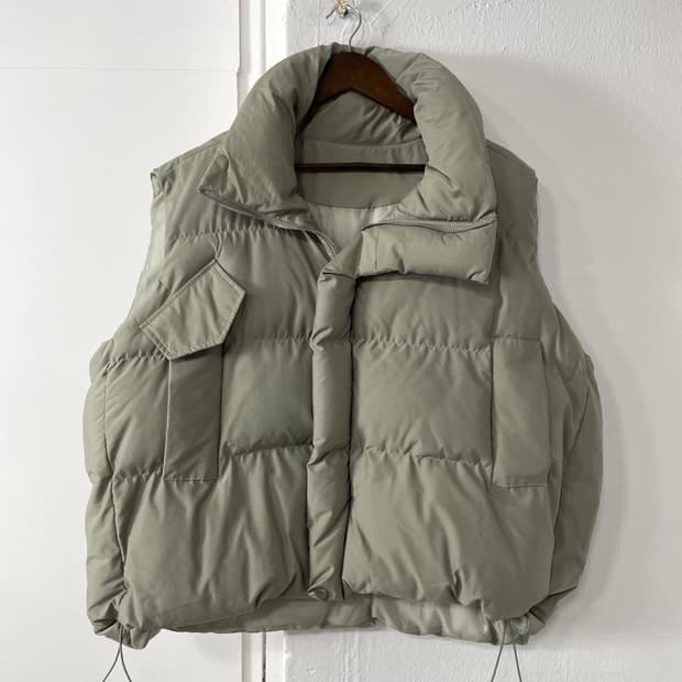 빈티지 오버핏 하이넥 조끼 패딩