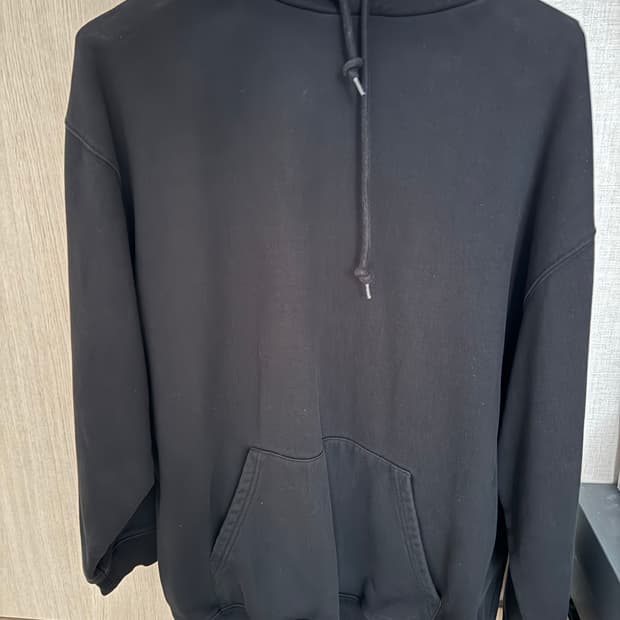 발렌시아가 백로고 후드티