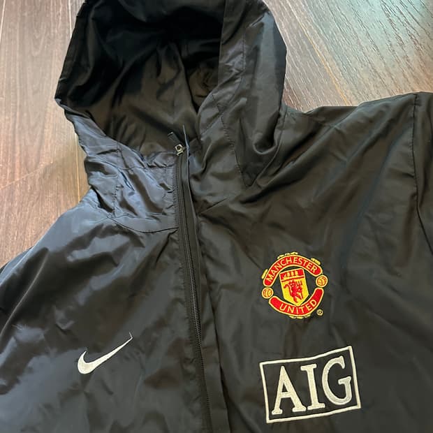 나이키 맨유 바람막이 L