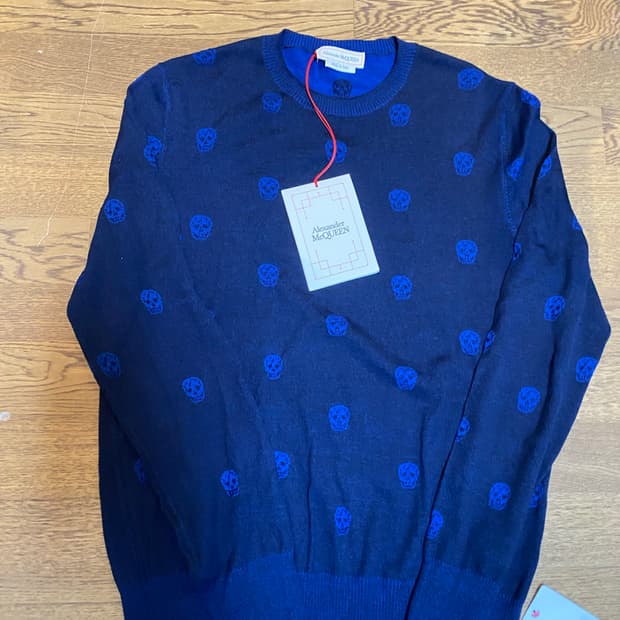 알렉산더맥퀸 스컬 자수 울 니트 L 블루 새상품