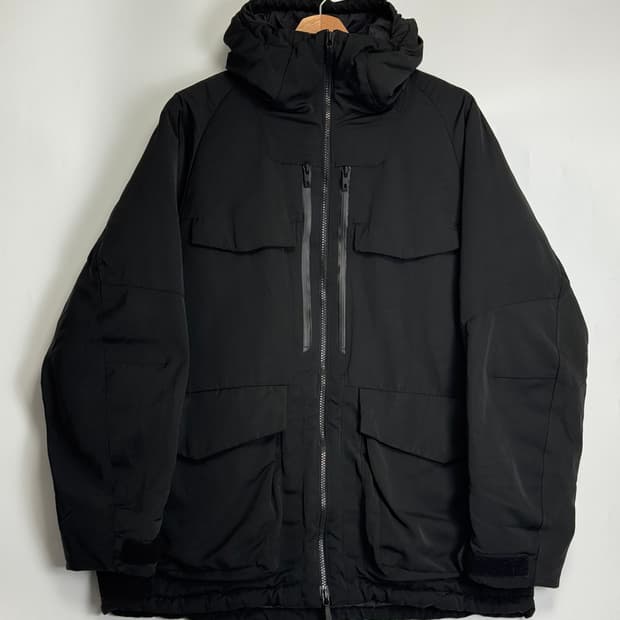 유니클로 X 화이트마운티니어링 하이브리드 다운 파카 패딩 블랙 L