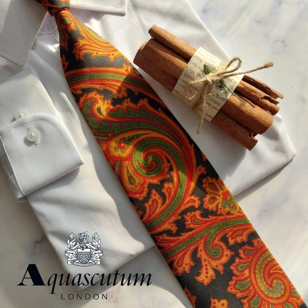 아쿠아스큐텀 실크 블랙 페이즐리 넥타이 9.5cm A+등급 K1521
