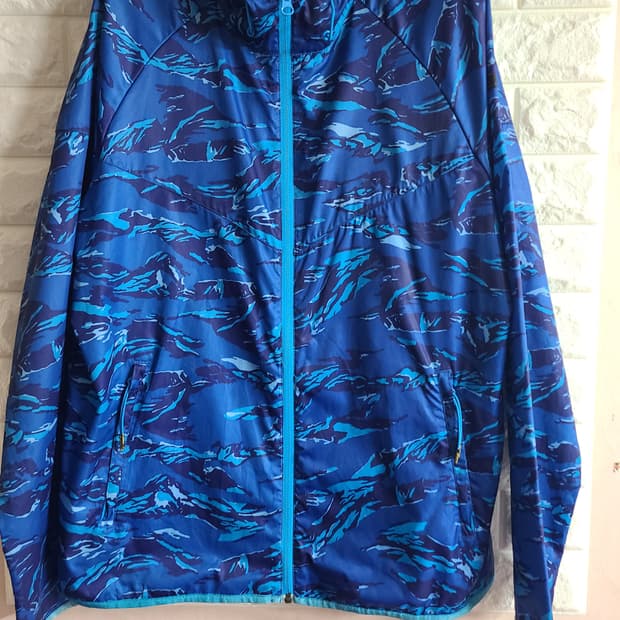나이키 블루 카모 바람막이(xl)