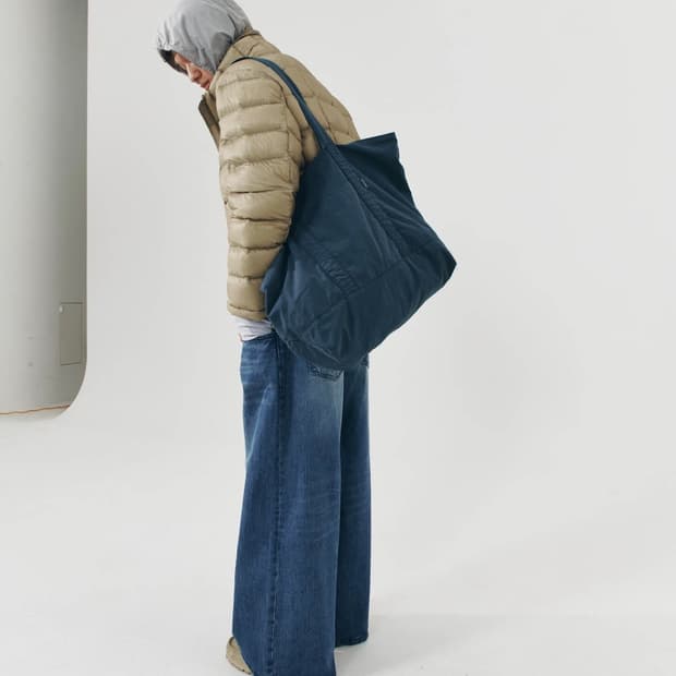 999휴머니티 Av Big Tote Bag - Navy