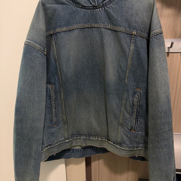 발렌시아가 후디