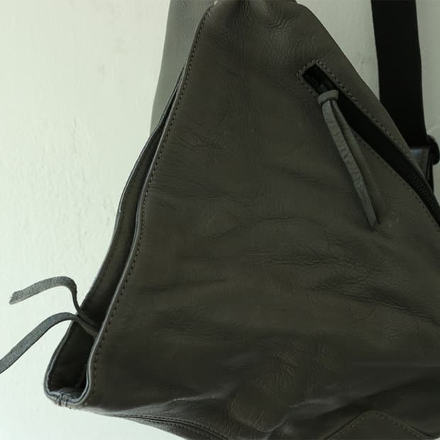 Ginzi Venom shoulder bag | 후루츠패밀리