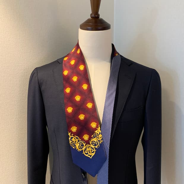 베르사체(VERSACE) 로고플레이 명품넥타이 이태리 100실크 A+