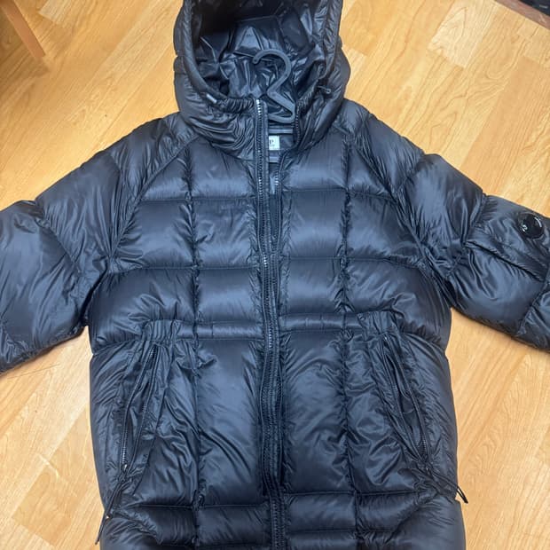 cp컴퍼니 dd쉘 후드 패딩