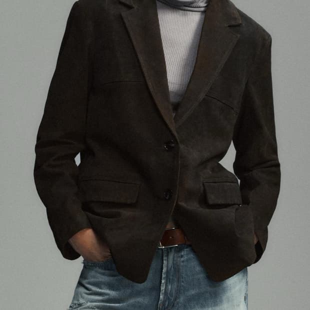 100% 스웨이드 가죽 포켓 블레이저