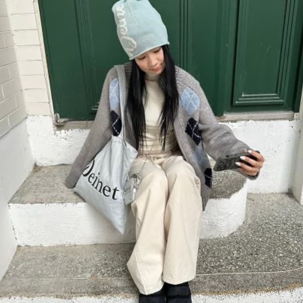 다이닛 아가일 니트집업 새상품