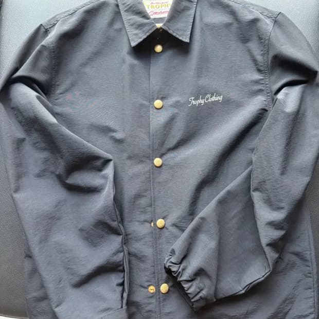 트로피클로딩 코치자켓 40
