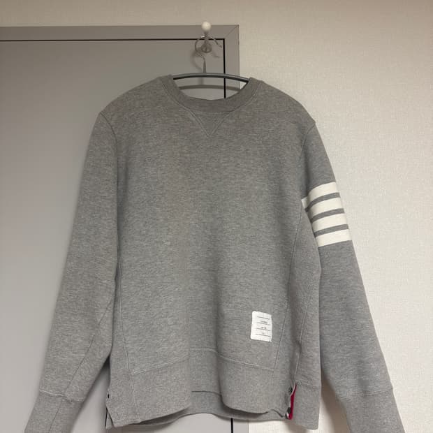 정품 톰브라운 맨투맨 3