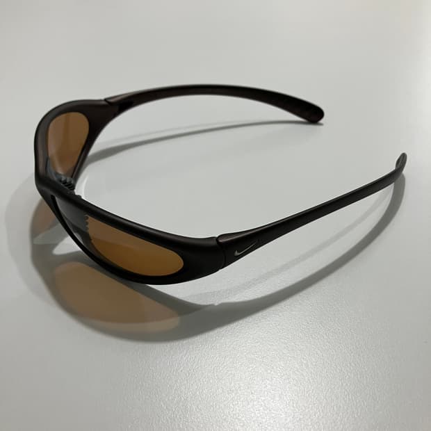 Nike Tarj Classic 선글라스 (2000s)