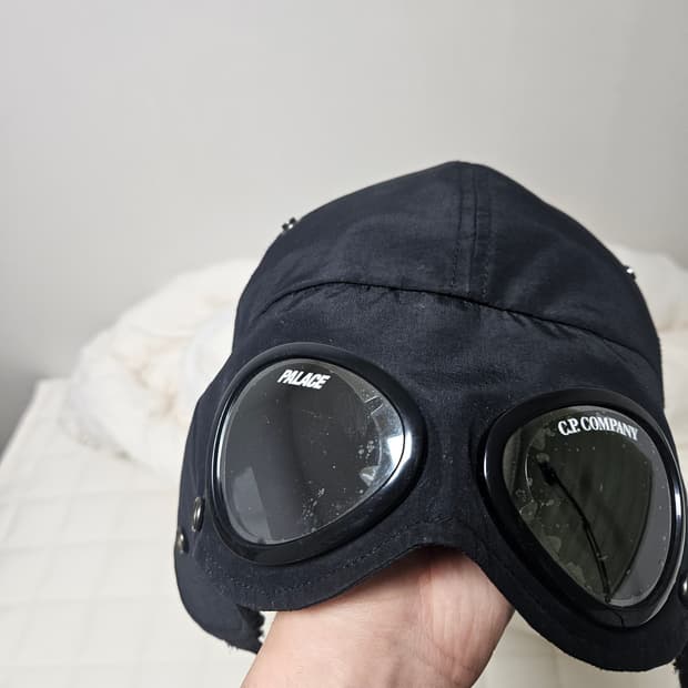 Cp컴퍼니 x 팔라스 고글 캡