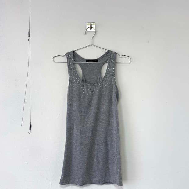 gorge sleeveless