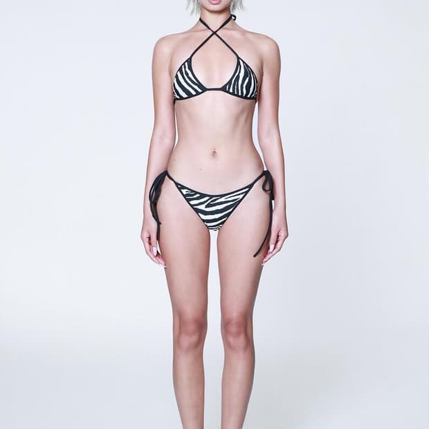 Amun zoey reversible triangle bikini 지브라