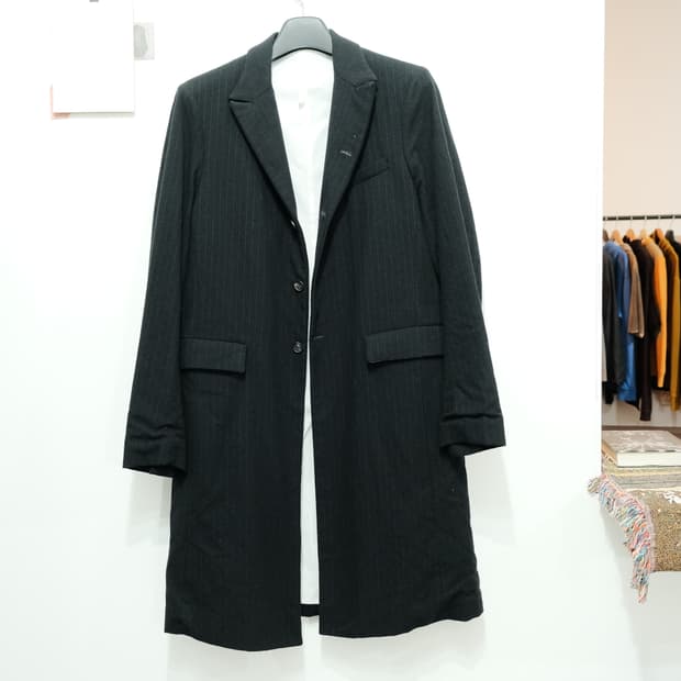 Bergfabel black stripe coat