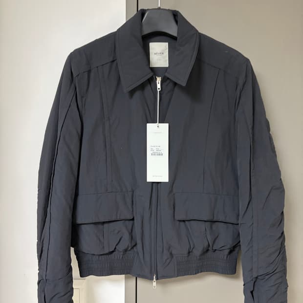 [m] 벨리에 라이닝 봄버 자켓 블랙