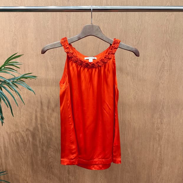 바나나 리퍼블릭 슬리브리스 블라우스 프릴넥 무지 디테일 슬림핏 레드