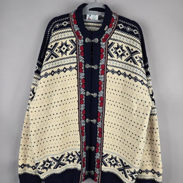 [무료배송]VOSS 보스 XL 노르웨이 퓨어 울100 가디건 노르딕 54