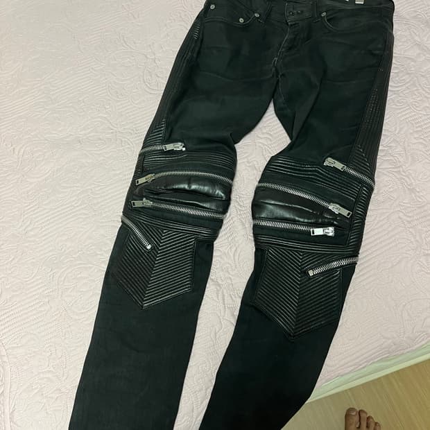 생로랑 13fw 레더패널진 32